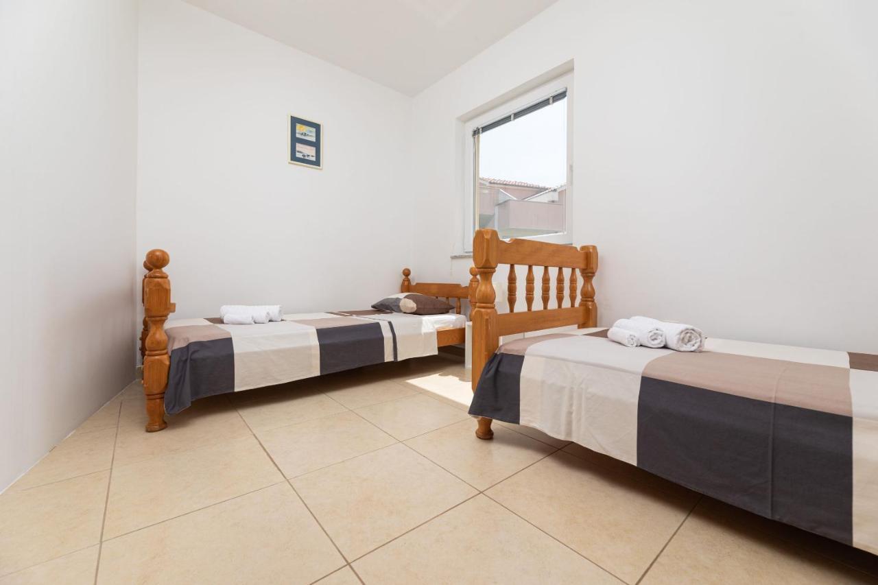 Apartment Mia Čižići Esterno foto